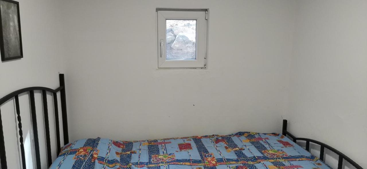 Apartamento Kuca Za Odmor "Crni Bor" Golubac Exterior foto