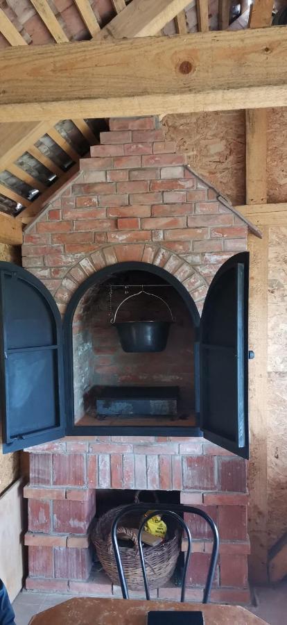 Apartamento Kuca Za Odmor "Crni Bor" Golubac Exterior foto